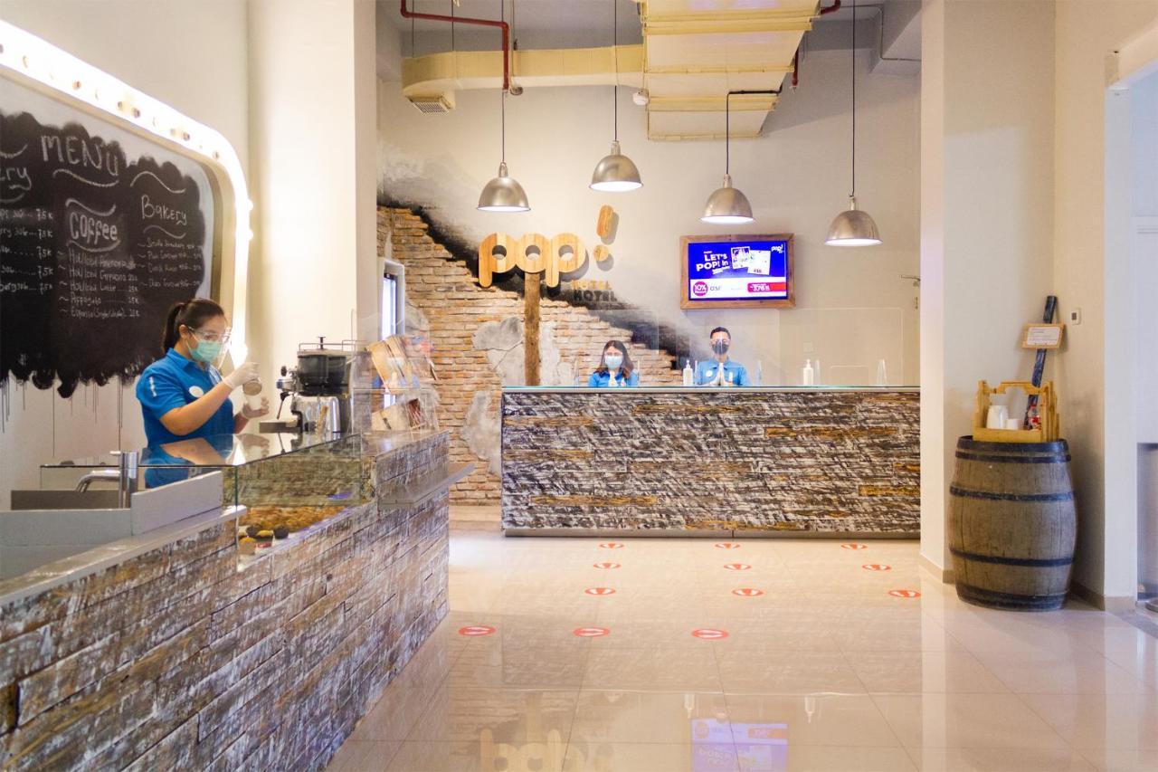 Pop! Hotel Kelapa Gading Джакарта Экстерьер фото