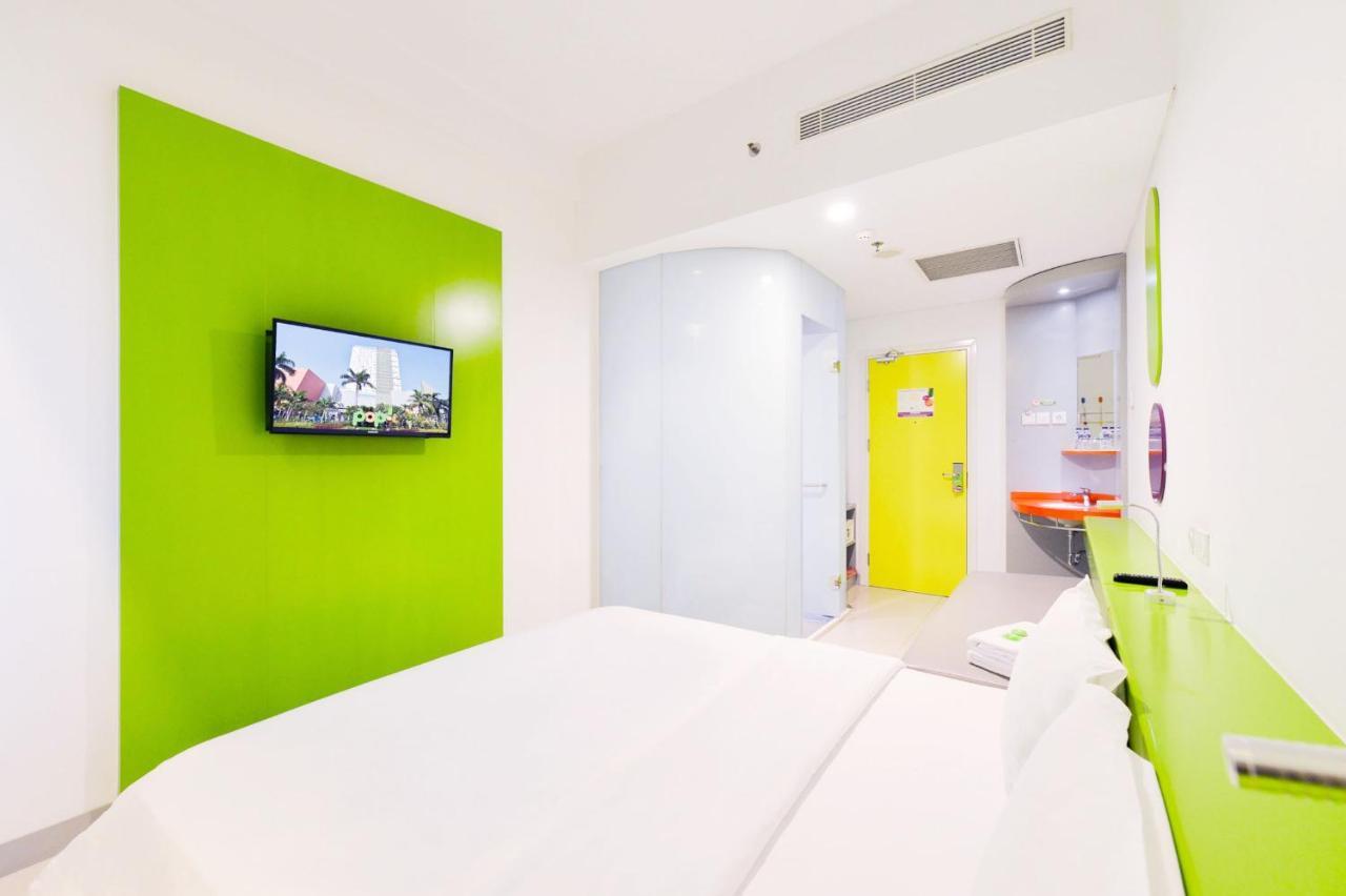 Pop! Hotel Kelapa Gading Джакарта Экстерьер фото
