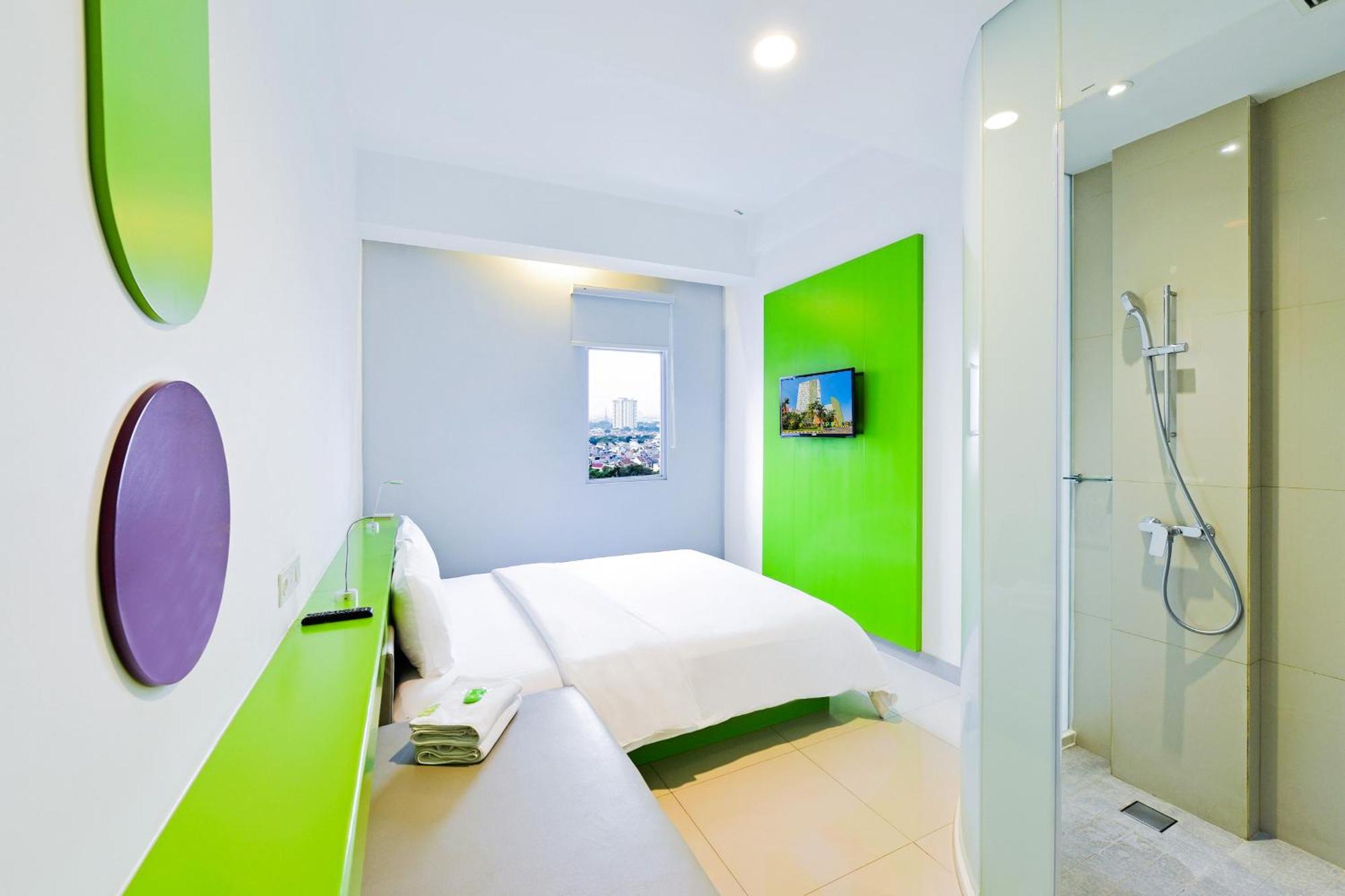 Pop! Hotel Kelapa Gading Джакарта Экстерьер фото