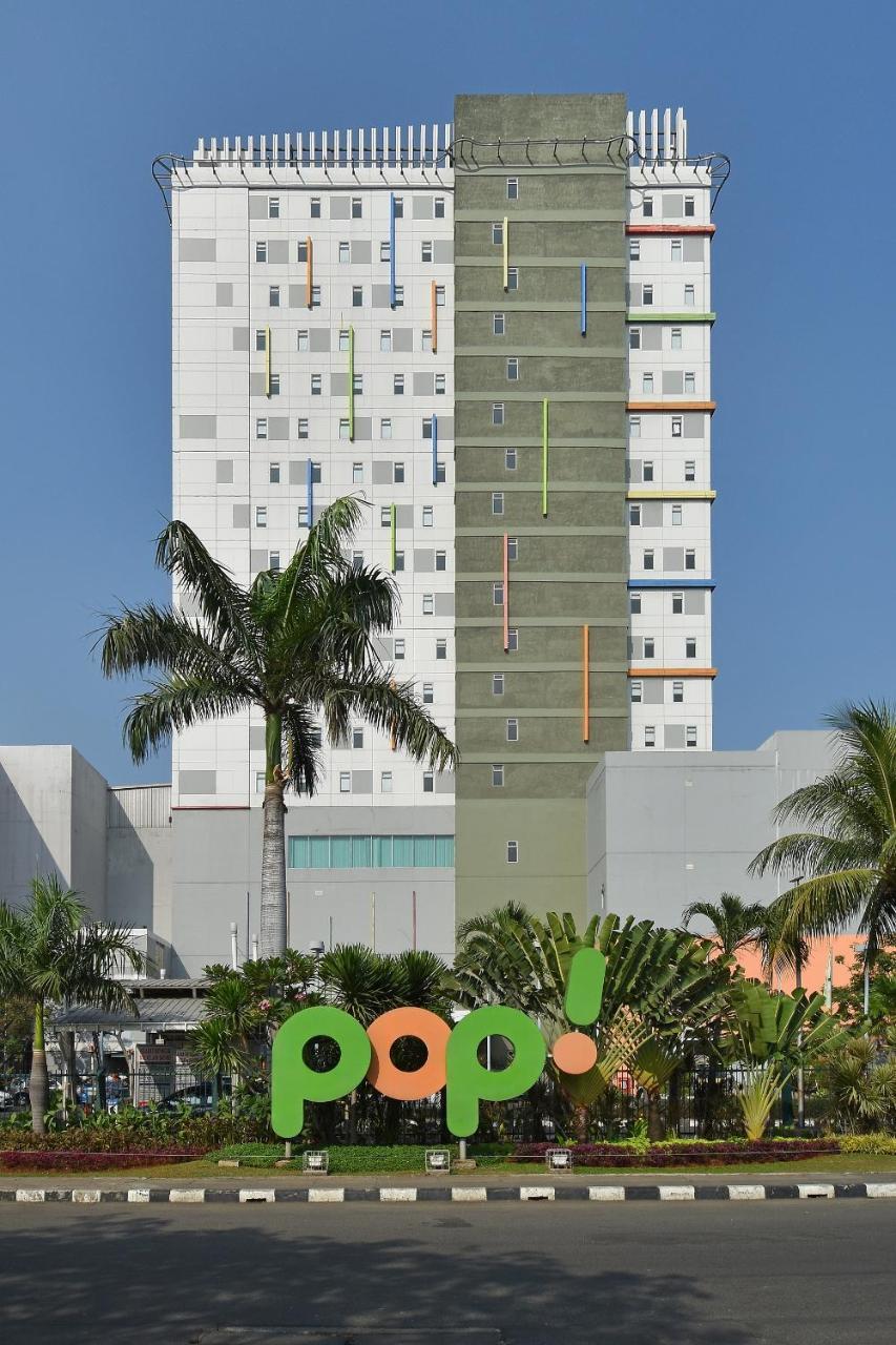 Pop! Hotel Kelapa Gading Джакарта Экстерьер фото