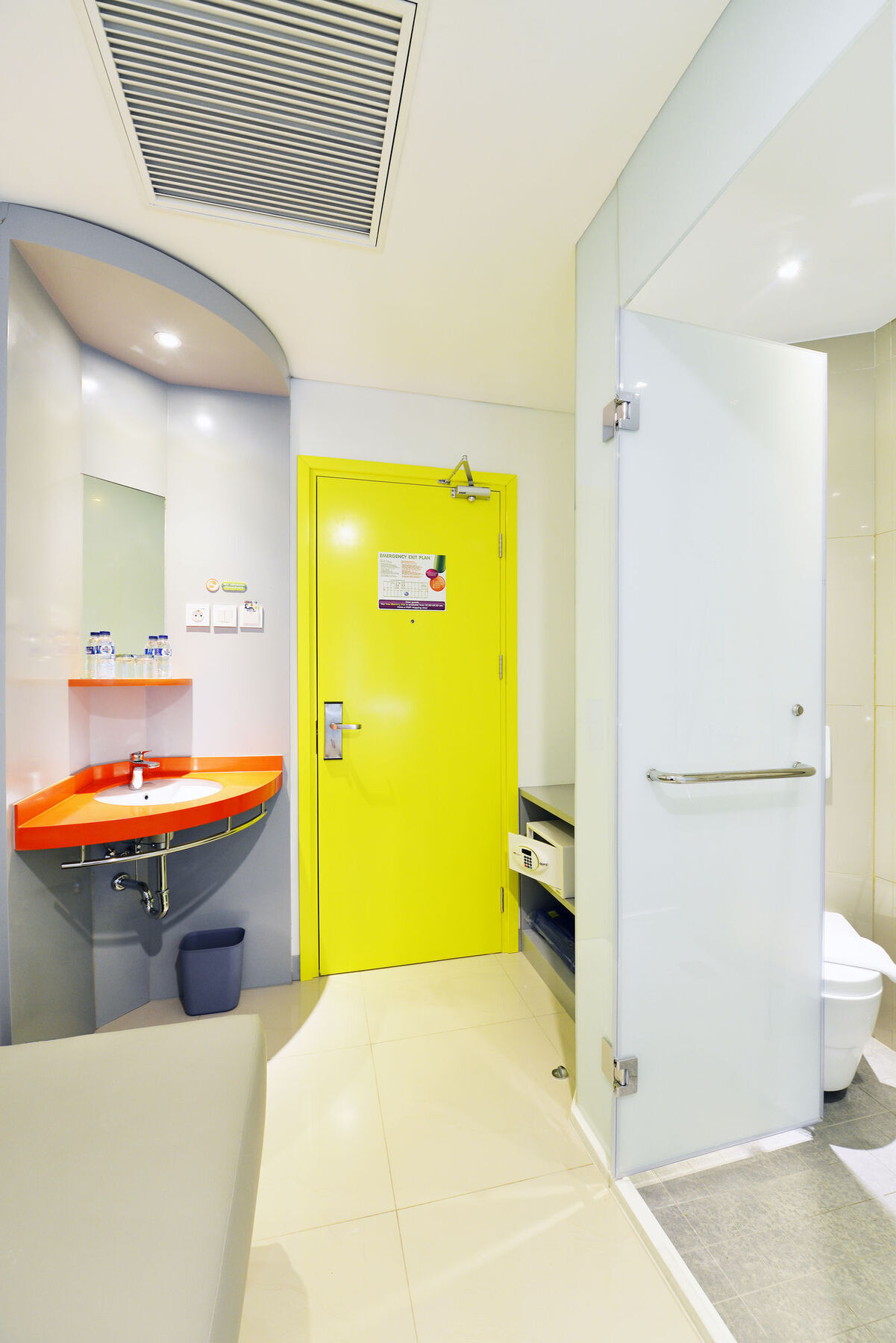Pop! Hotel Kelapa Gading Джакарта Экстерьер фото